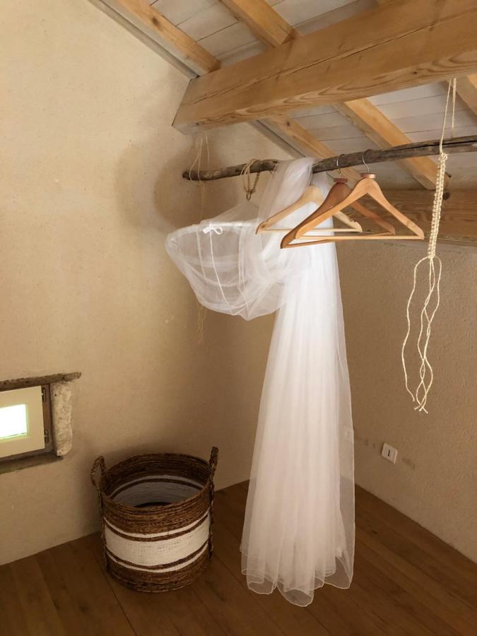 Bed and Breakfast MaBelle rêve Saint-Pierre-de-Côle Esterno foto