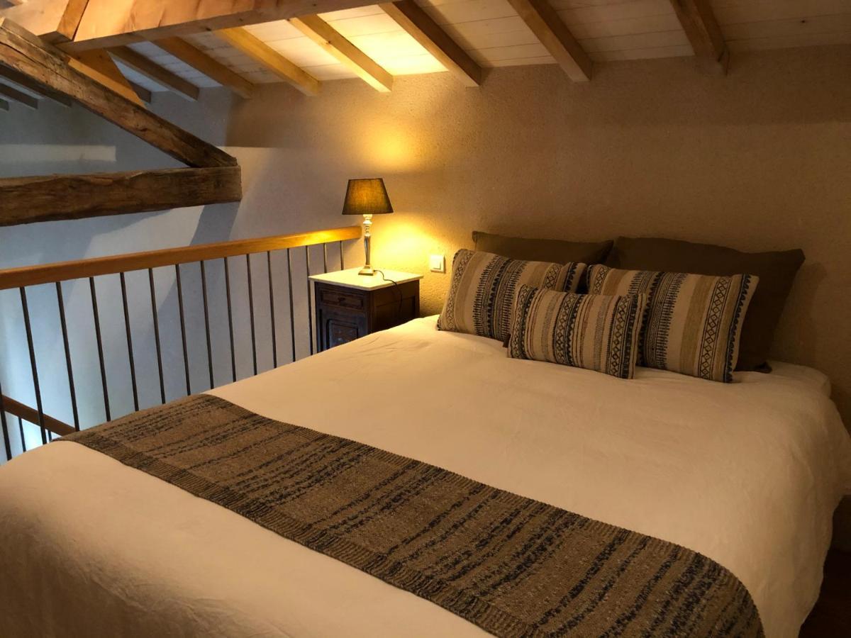 Bed and Breakfast MaBelle rêve Saint-Pierre-de-Côle Esterno foto